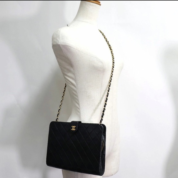 CHANEL RARE Matelasse Vintage Lambskin Black Lambskin - Picture 3 of 16